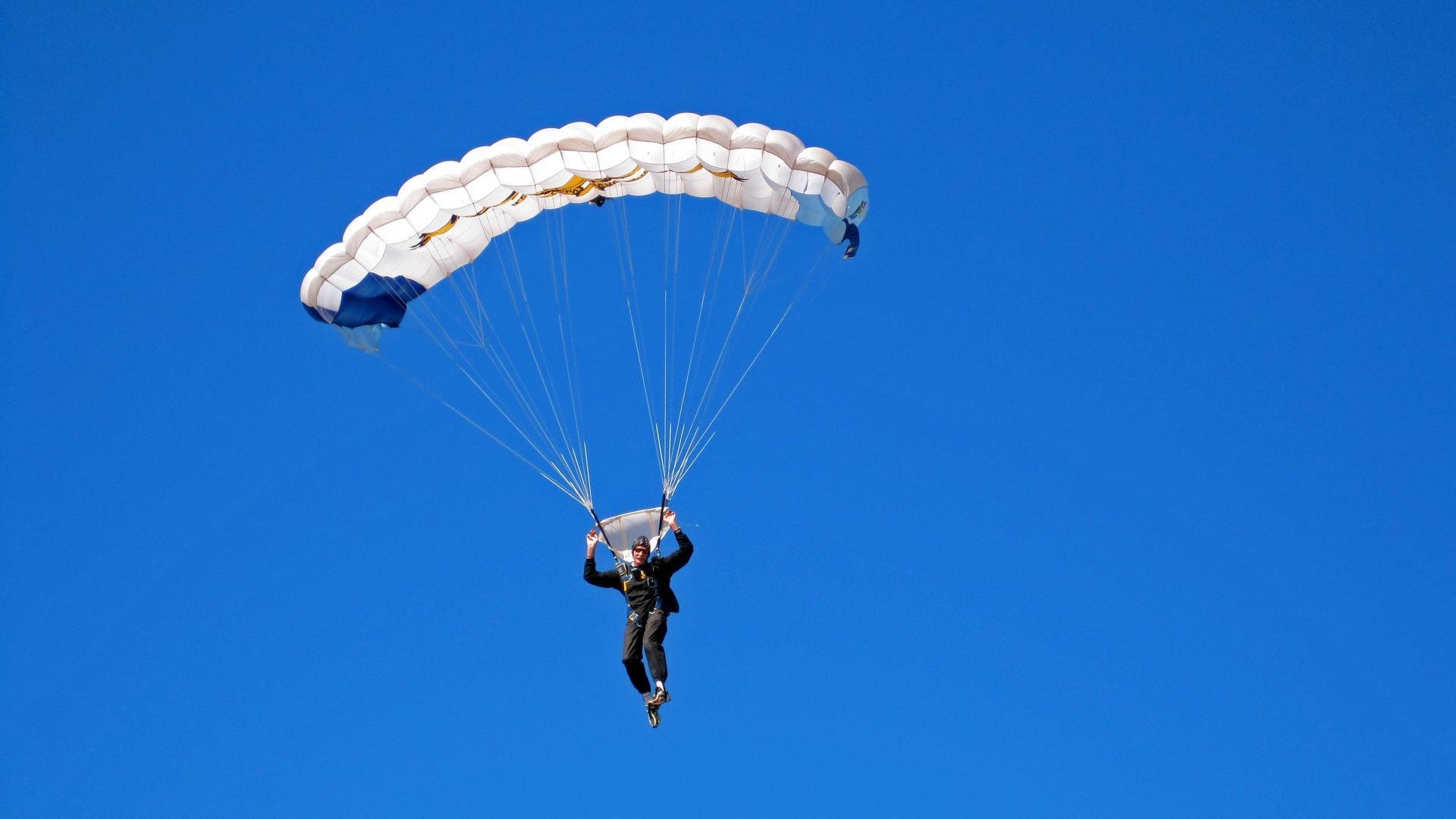 全国青少年足球裁判员培训班火热开班，裁判水平稳步提升，足球裁判员培训一般多少钱